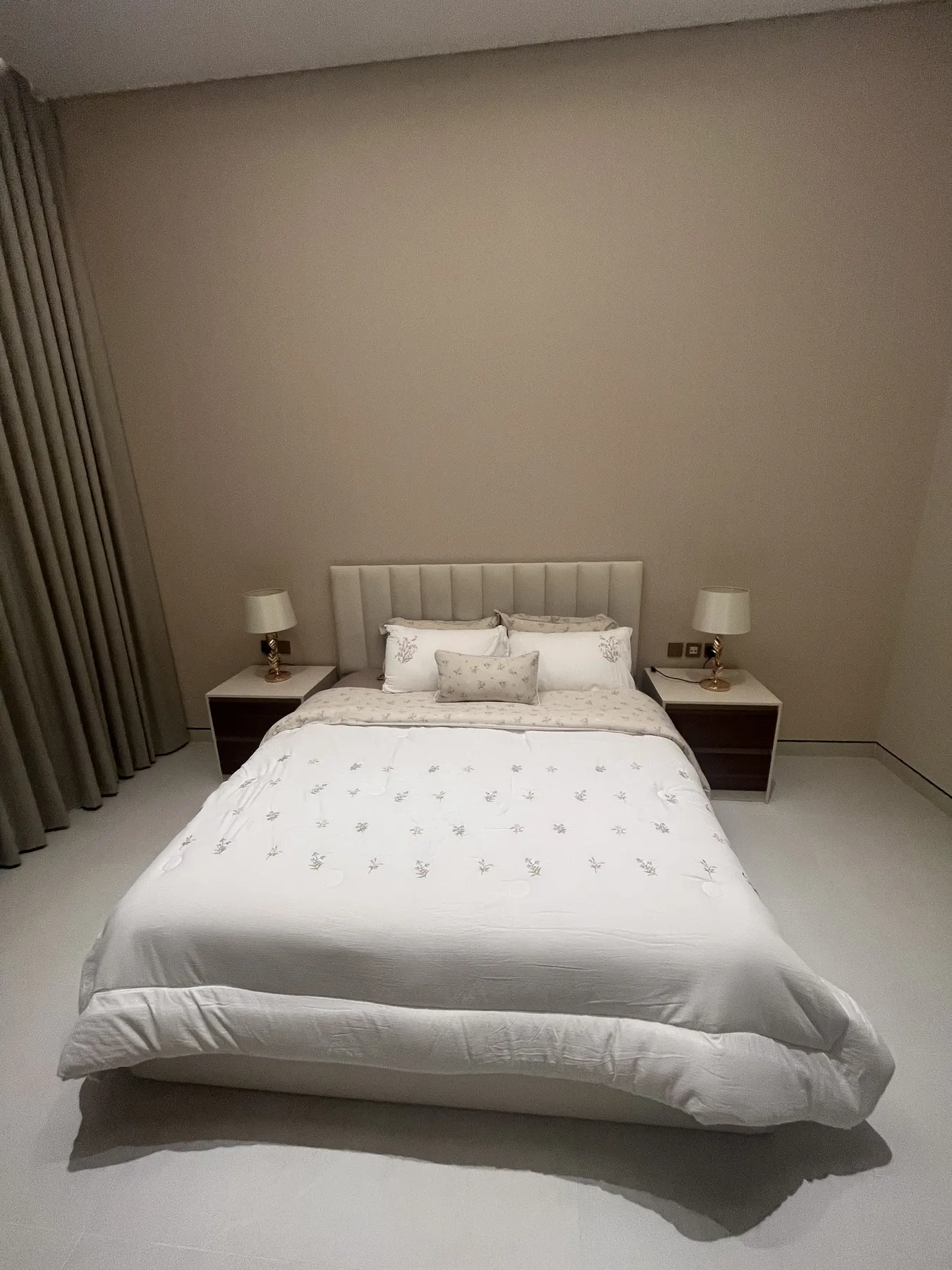 Barashi Residence — Bedroom Suite Collection project photo 9