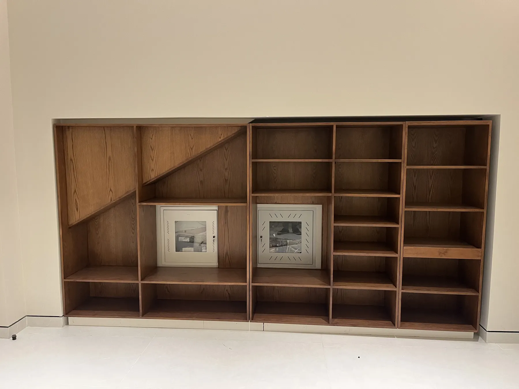 Barashi Residence — Lounge & Media Joinery supporting joinery image