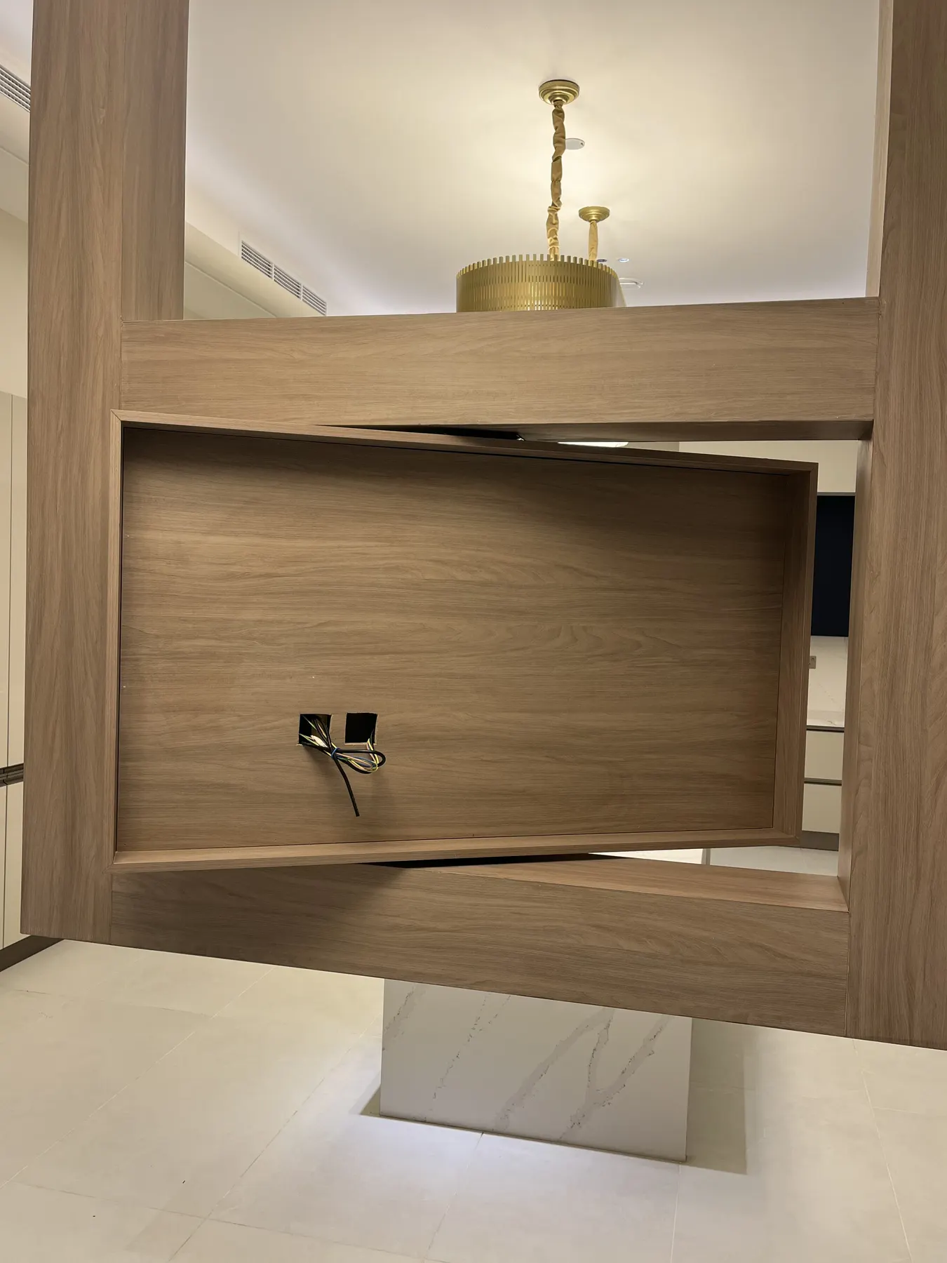 Barashi Residence — Lounge & Media Joinery project photo 3