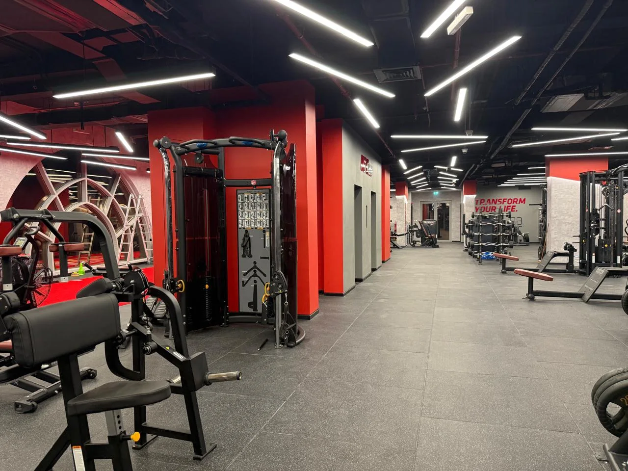 UFC Gym MBZ — Feature Wall & Column Cladding project photo 7